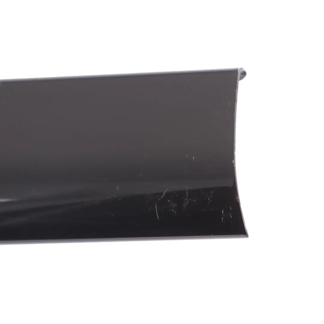Land Rover Discovery 4 L319 Moulure Vitre Quart Brillant Gauche - SKU DDF500091PVL - Numéro de pièce DDF500091PVL