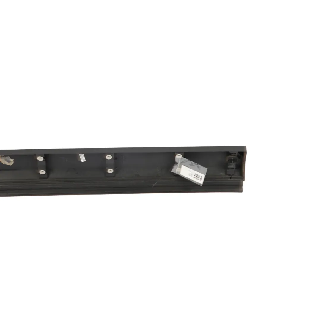 Türleiste Zierleiste Vorne Rechts für Land Rover Discovery 3 L319 mit Teilenummer DGP000123 Land Rover Discovery 3 L319 Türleiste Zierleiste Vorne Rechts - SKU DGP000123 - Teilenummer DGP000123