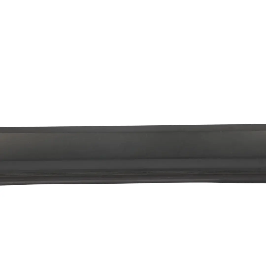 Land Rover Discovery 3 L319 Door Moulding Trim Front Right O/S - SKU DGP000123 - Part number DGP000123