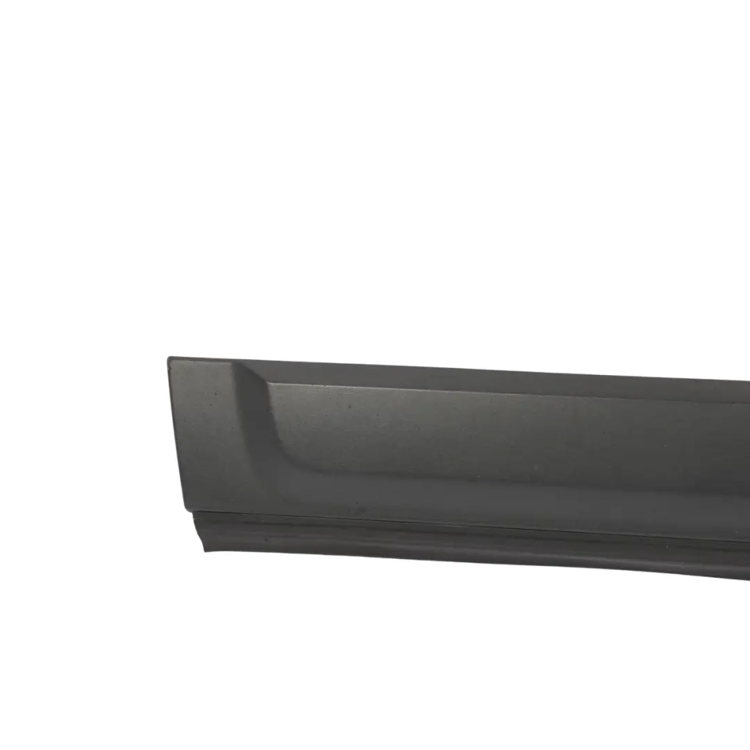 Land Rover Discovery 3 L319 Moldura Puerta Delantera Izquierda - SKU DGP000133 - Número de pieza DGP000133