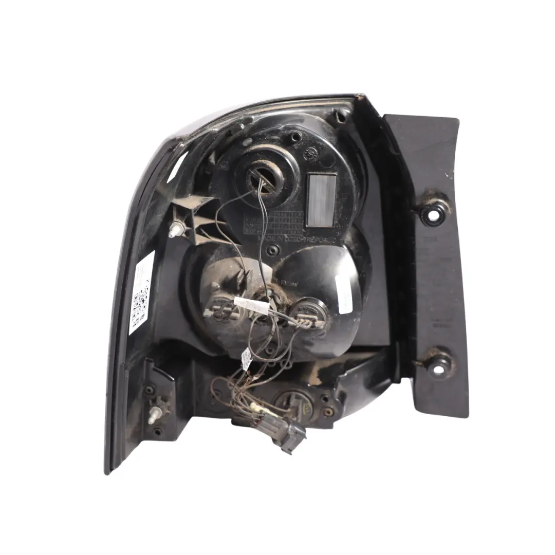 Land Rover Freelander 2 L359 Rear Light Lamp Taillight Right O/S DH5213404AB - SKU DH52-13404-AB - Part number DH52-13404-AB