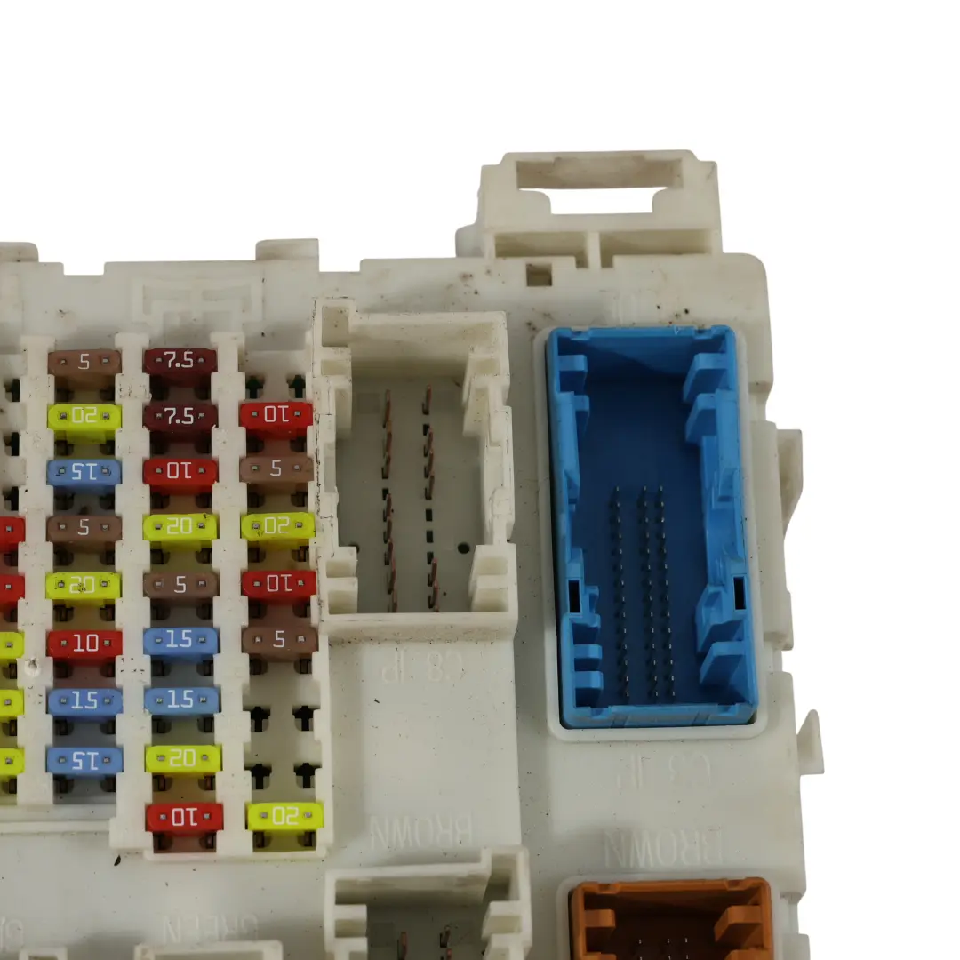Ford Focus III Módulo BCM Caja De Fusibles Unidad Eléctrica - SKU DV6T-14A073-HJ - Número de pieza DV6T-14A073-HJ