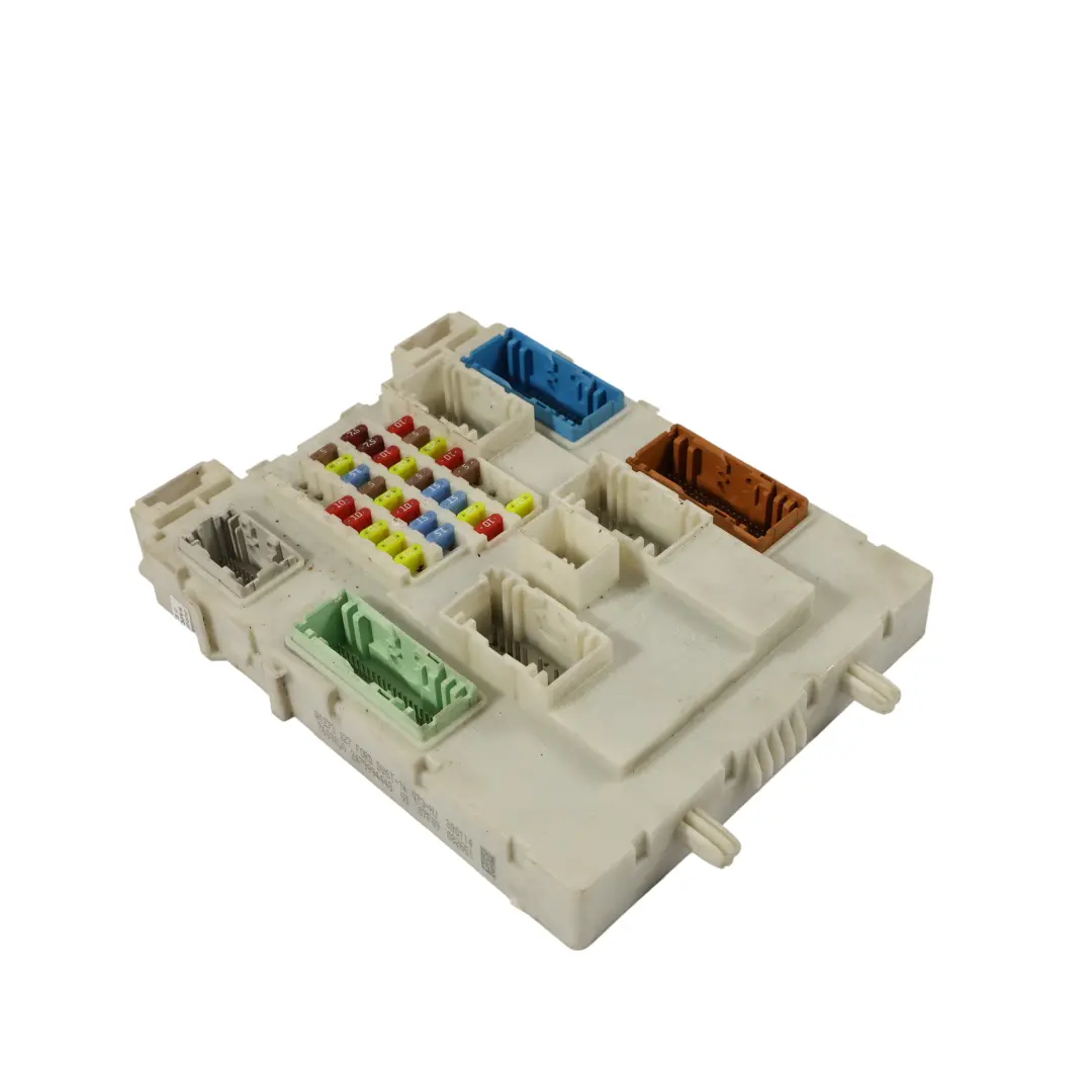 Ford Focus III Boîte À Fusibles Du Module De Commande BCM - SKU DV6T-14A073-HJ - Numéro de pièce DV6T-14A073-HJ