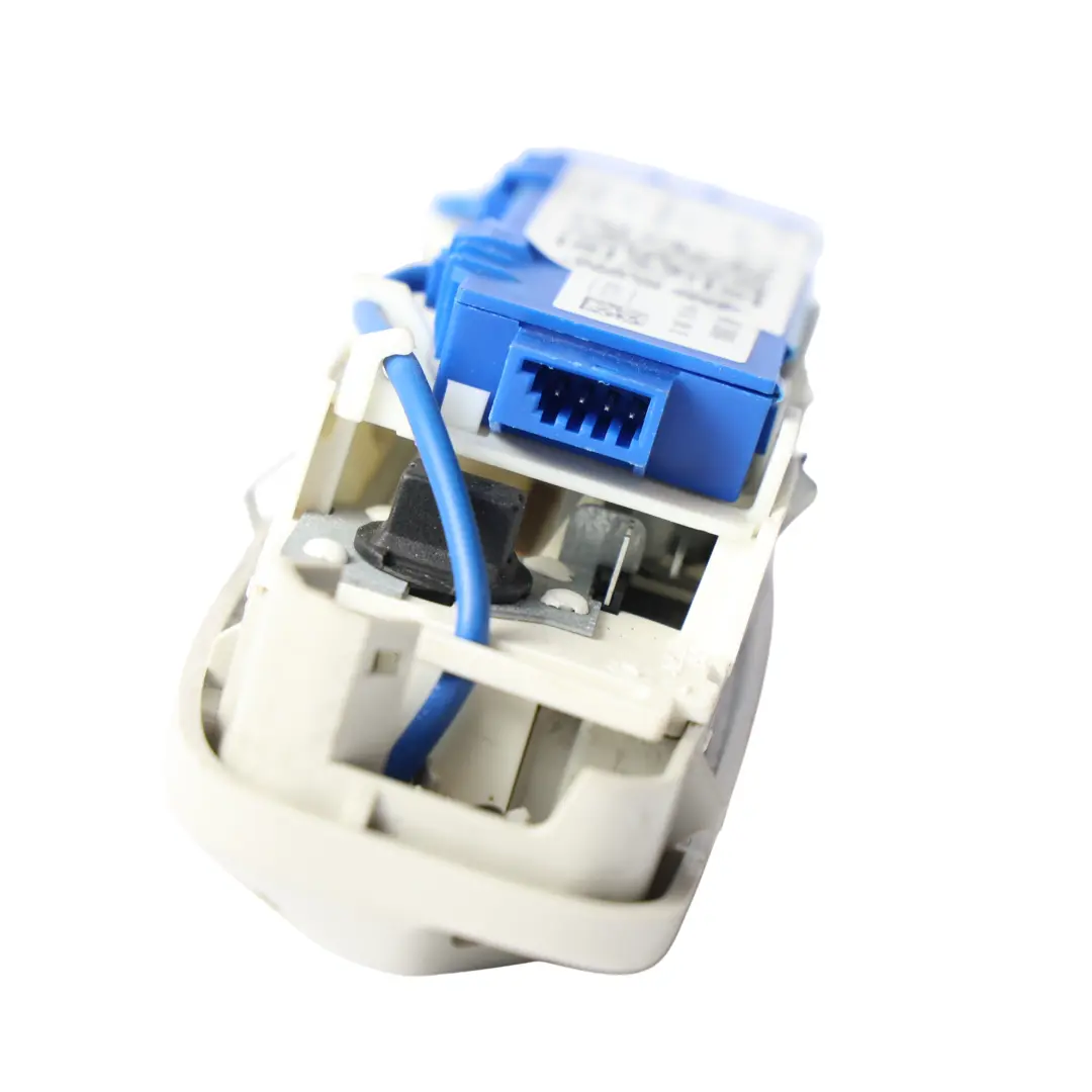 Mk3 Innenraum Dach Leselicht Lampe Scheibe Vorne für Ford Ranger mit Teilenummer EB3B-15K609-AB Ford Ranger Mk3 Innenraum Dach Leselicht Lampe Scheibe Vorne - SKU EB3B-15K609-AB - Teilenummer EB3B-15K609-AB