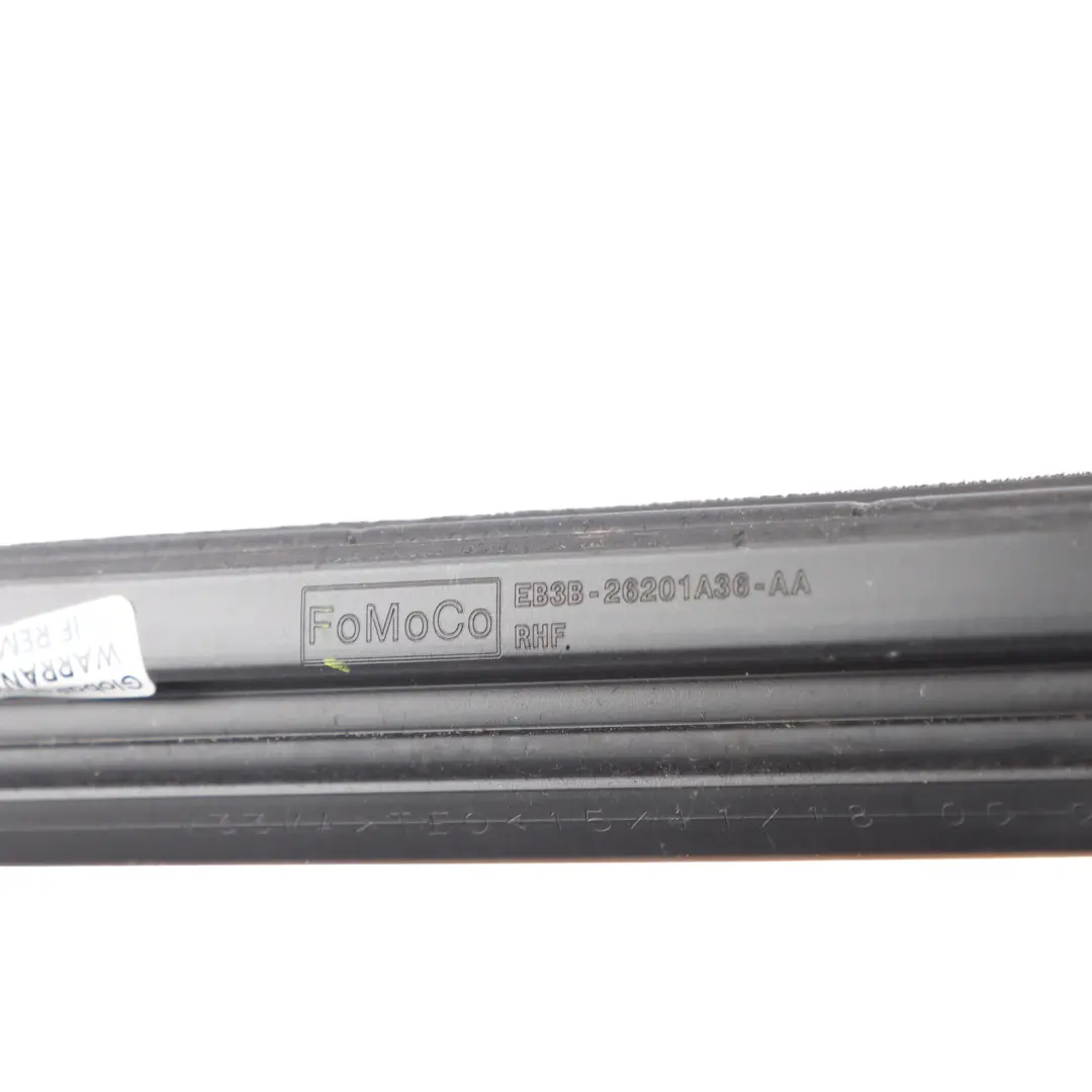 Mk6 T6 Front Door Window Innen Seal Strip Right O/S to Ford Ranger with Part number EB3B-26201A36-AA Ford Ranger Mk6 T6 Front Door Window Innen Seal Strip Right O/S - SKU EB3B-26201A36-AA - Part number EB3B-26201A36-AA