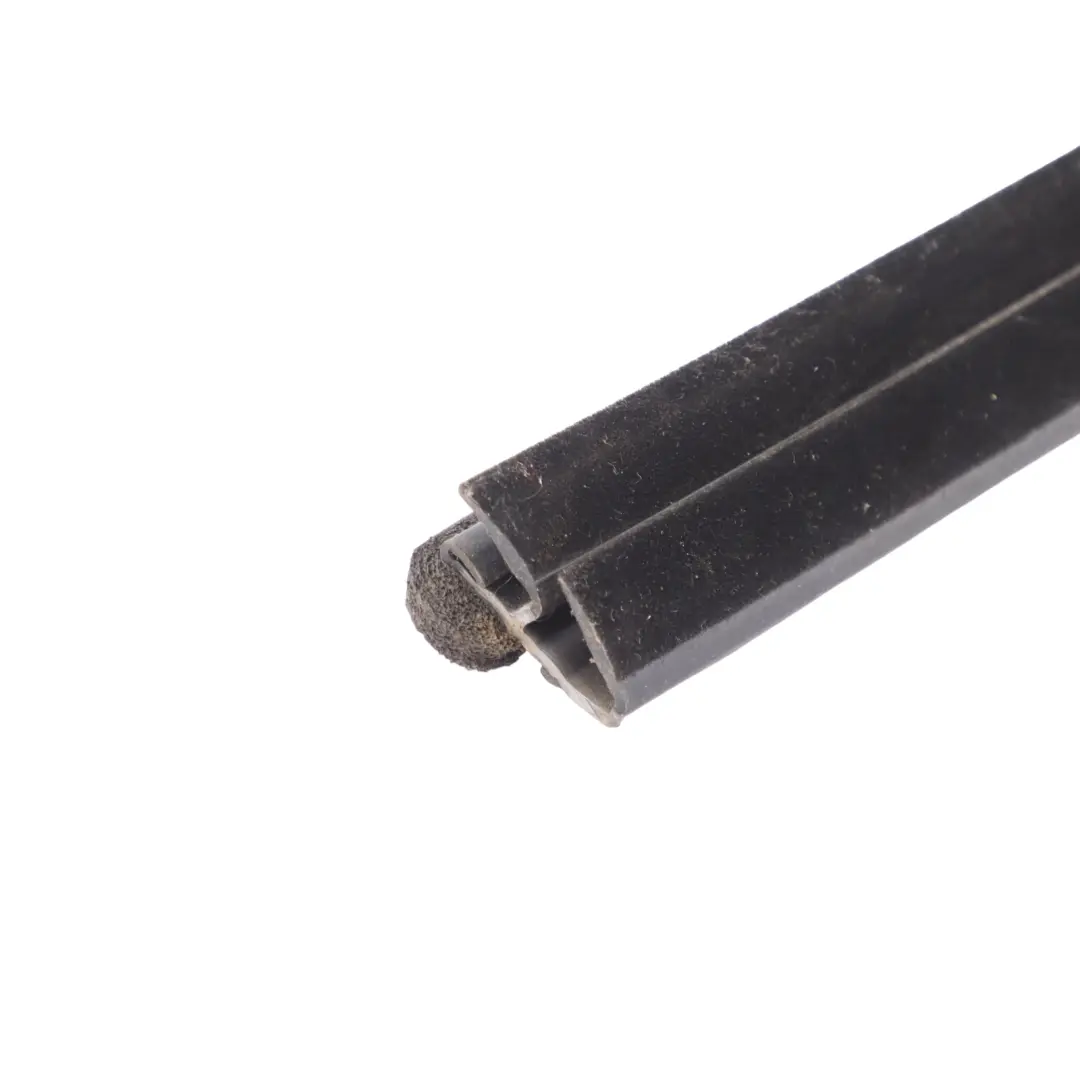 Mk6 T6 Front Door Window Innen Seal Strip Right O/S to Ford Ranger with Part number EB3B-26201A36-AA Ford Ranger Mk6 T6 Front Door Window Innen Seal Strip Right O/S - SKU EB3B-26201A36-AA - Part number EB3B-26201A36-AA