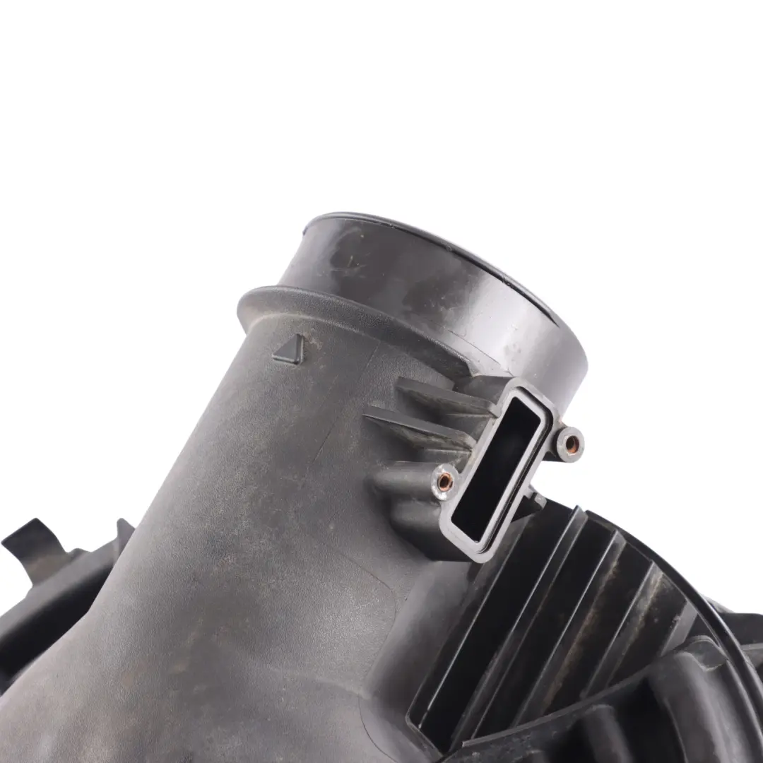 Filter Cleaner Box Mk6 to Ford Ranger Wildtrak Air with Part number EB3G-9600-DD Ford Ranger Wildtrak Air Filter Cleaner Box Mk6 - SKU EB3G-9600-DD - Part number EB3G-9600-DD