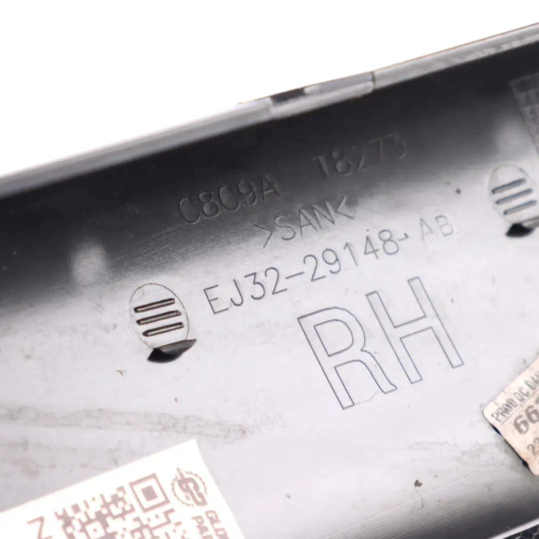 Range Rover Evoque L538 C Montante Finitura Nero Destro EJ3229148AB - SKU EJ32-29148-AB - Numero di parte EJ32-29148-AB