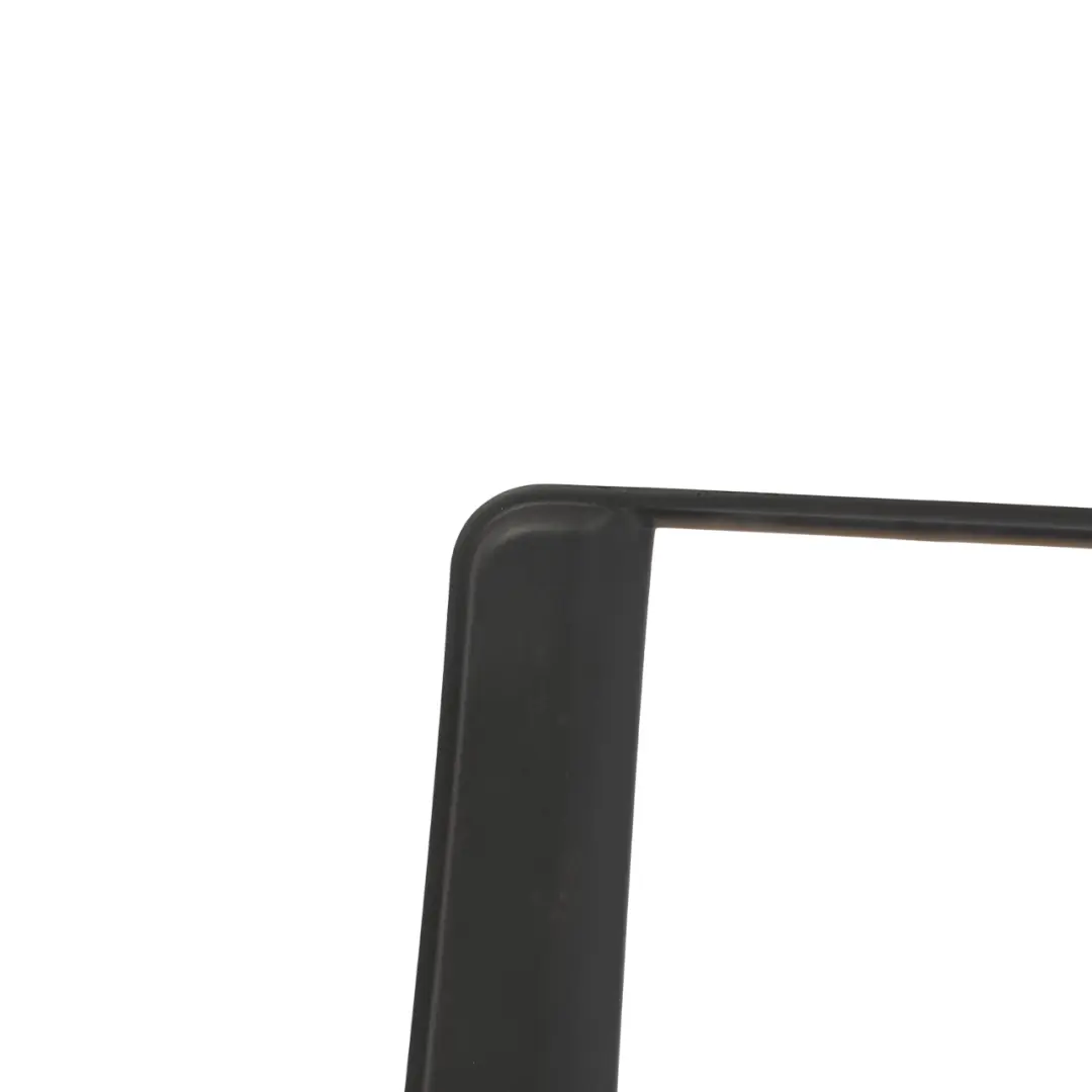 Cadre Contour Vitre Arrière Gauche pour Land Rover Discovery 3 L319 à propos du numéro de pièce ELN000033 Land Rover Discovery 3 L319 Cadre Contour Vitre Arrière Gauche - SKU ELN000033 - Numéro de pièce ELN000033