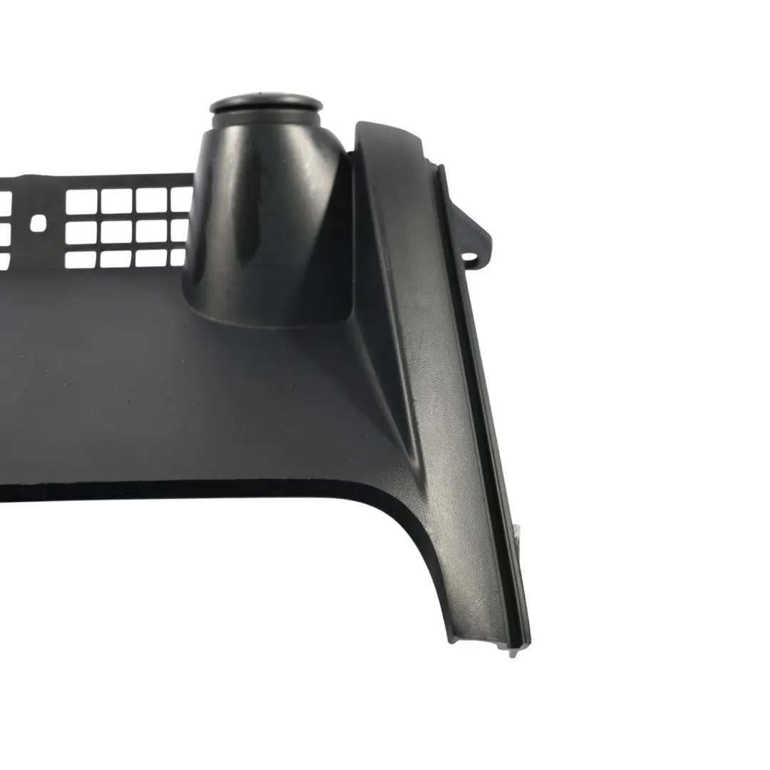 Mk3 Ramka Osłona Konsoli Gniazdo 12 V do Ford Ranger o numerze EM3B-4104494-ACW Ford Ranger Mk3 Ramka Osłona Konsoli Gniazdo 12 V - SKU EM3B-4104494-ACW - Numer Części EM3B-4104494-ACW