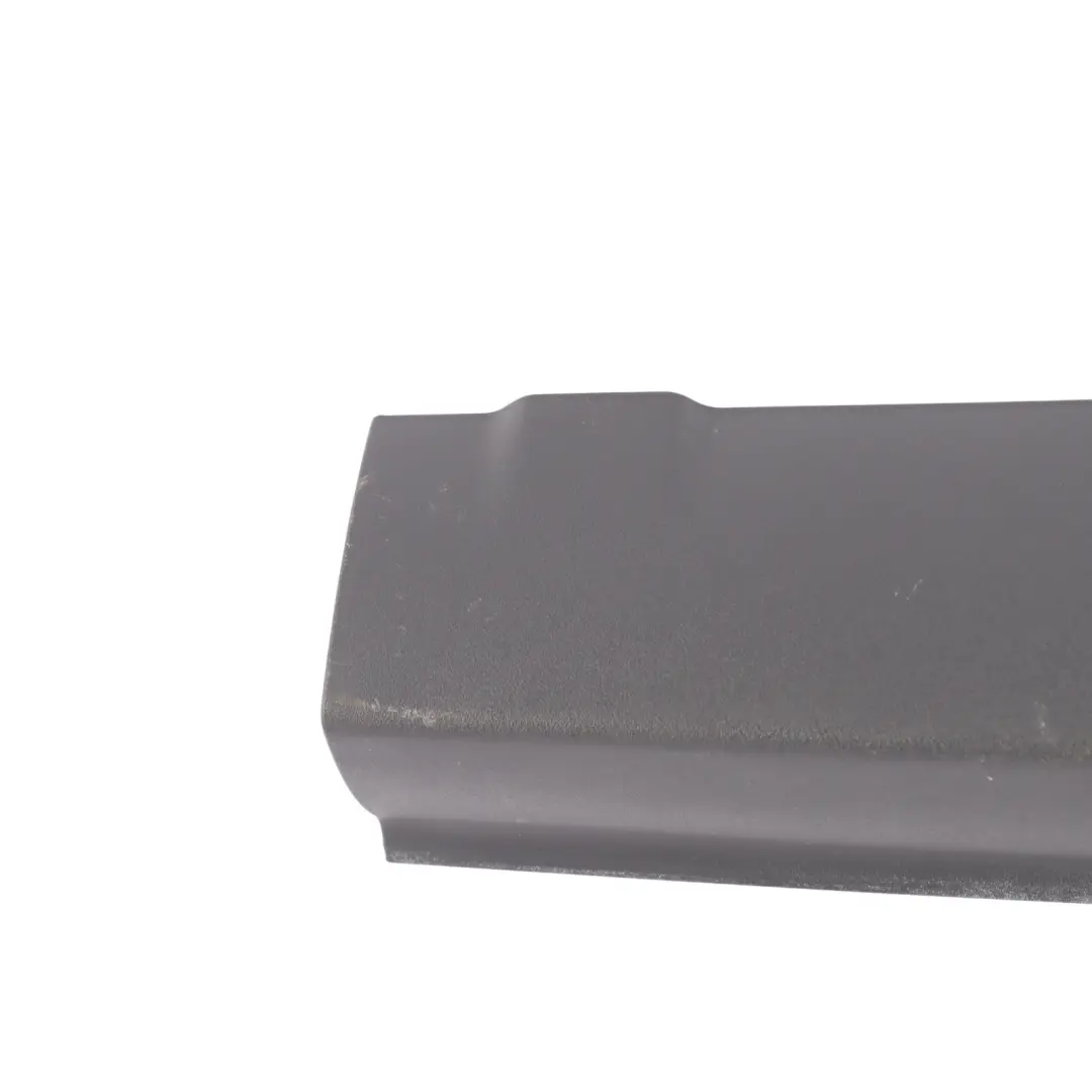 Trim Strip Cover to Land Rover Discovery 4 L319 Rear Tailgate with Part number ERQ000091 Land Rover Discovery 4 L319 Rear Tailgate Trim Strip Cover - SKU ERQ000091 - Part number ERQ000091