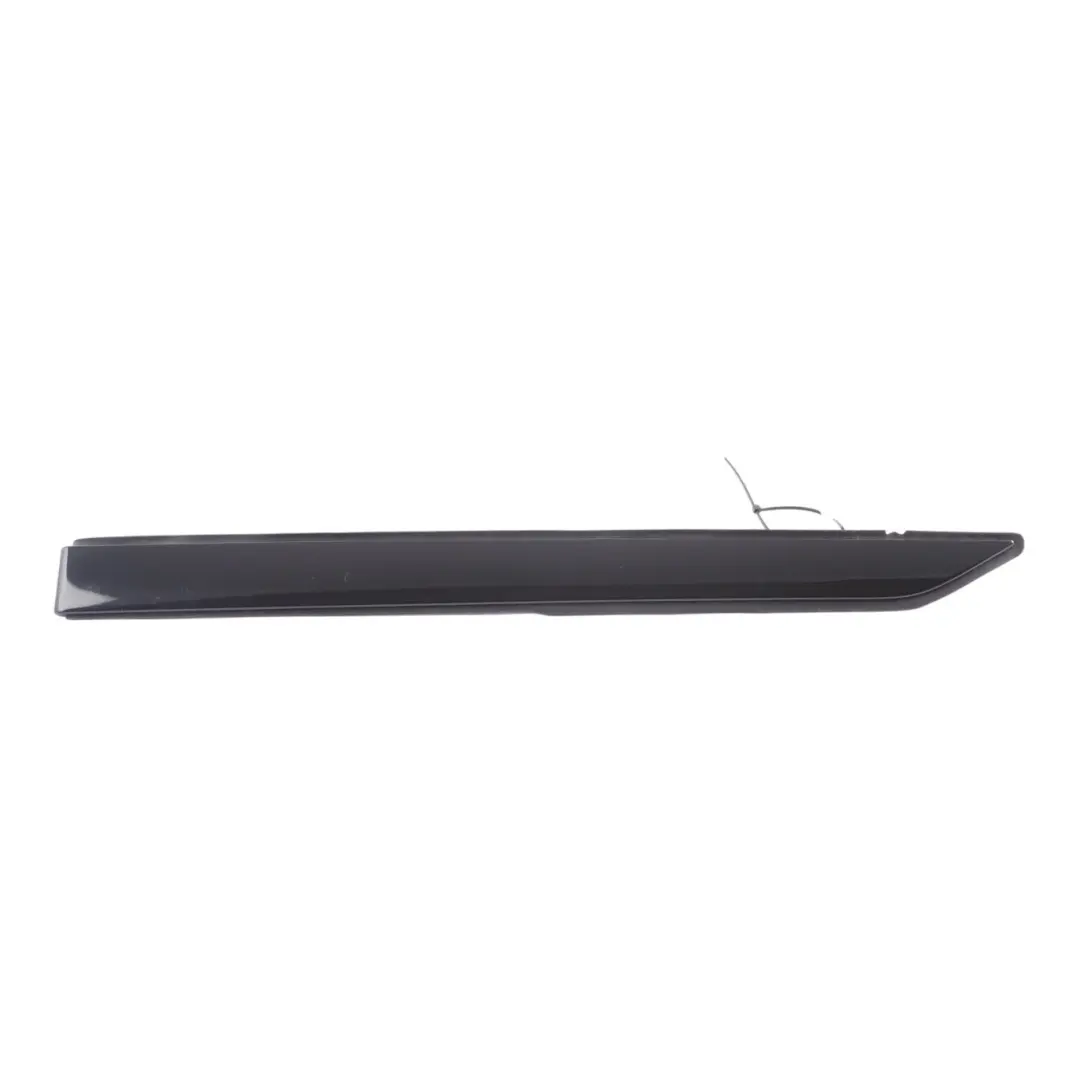 Listwa Dachowa Tylna Lewa Santorini Black 820 do Land Rover Discovery L550 o numerze FK52-50463-A Land Rover Discovery L550 Listwa Dachowa Tylna Lewa Santorini Black 820 - SKU LR073116-SAB - Numer Części FK52-50463-A