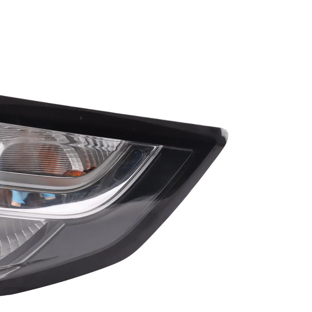 Tail Light Outer Right O/S to Land Rover Discovery L550 Rear with Part number FK72-13404-AF Land Rover Discovery L550 Rear Tail Light Outer Right O/S - SKU FK72-13404-AF - Part number FK72-13404-AF