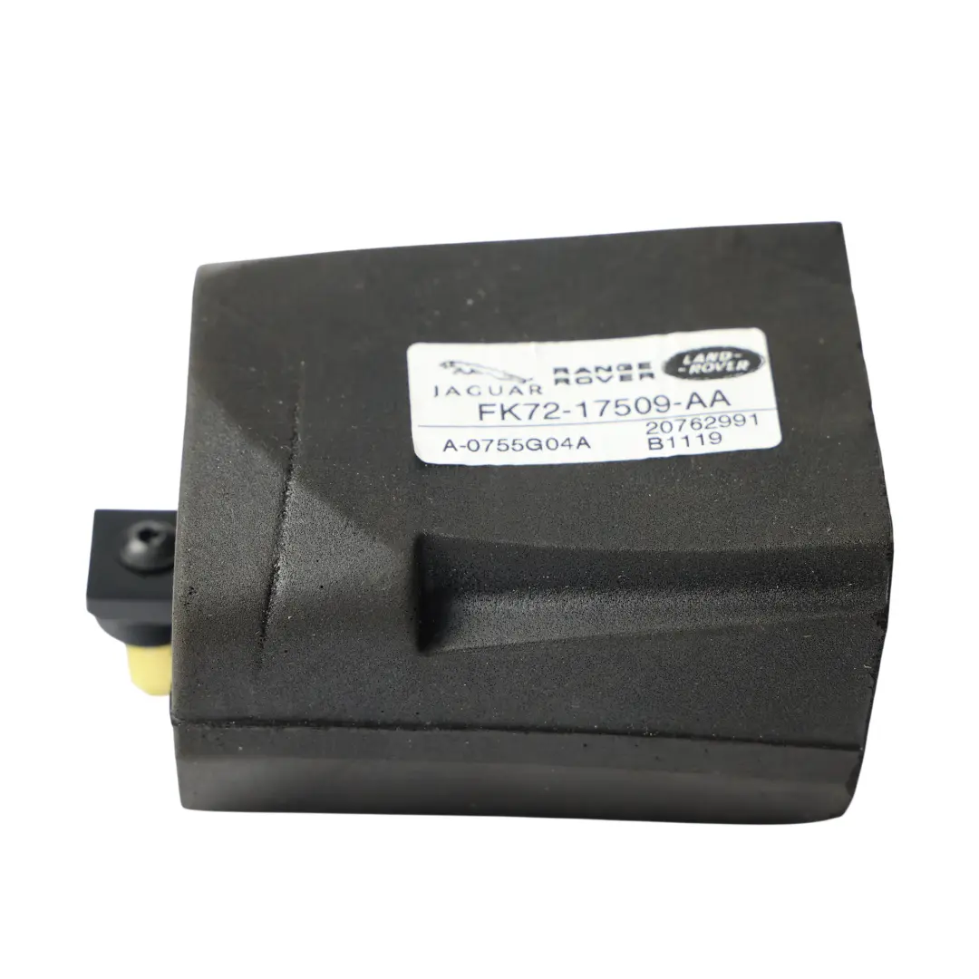 Moduł Tylnej Wycieraczki do Land Rover Discovery Sport L550 o numerze FK72-17509-AA Land Rover Discovery Sport L550 Moduł Tylnej Wycieraczki - SKU FK72-17509-AA - Numer Części FK72-17509-AA