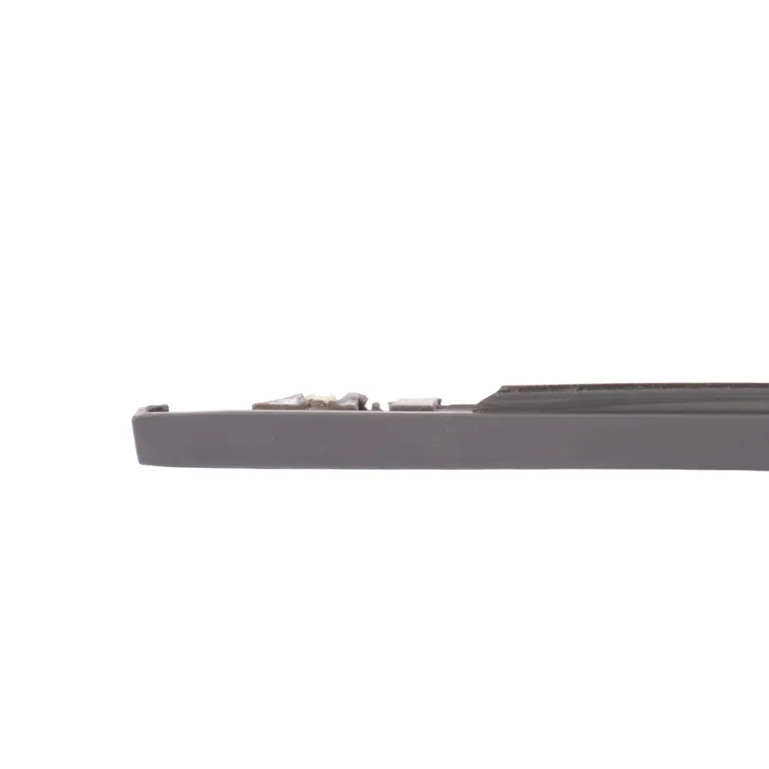 Front Door Window Weatherstrip Right O/S FK72201A38A to Land Rover Discovery L550 with Part number FK72-201A38-A Land Rover Discovery L550 Front Door Window Weatherstrip Right O/S FK72201A38A - SKU FK72-201A38-A - Part number FK72-201A38-A