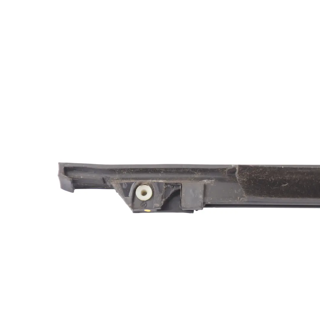 Land Rover Discovery Sport L550 Burlete Ventana Delantera Izquierda LR058548 - SKU FK72-201A39-A - Número de pieza FK72-201A39-A