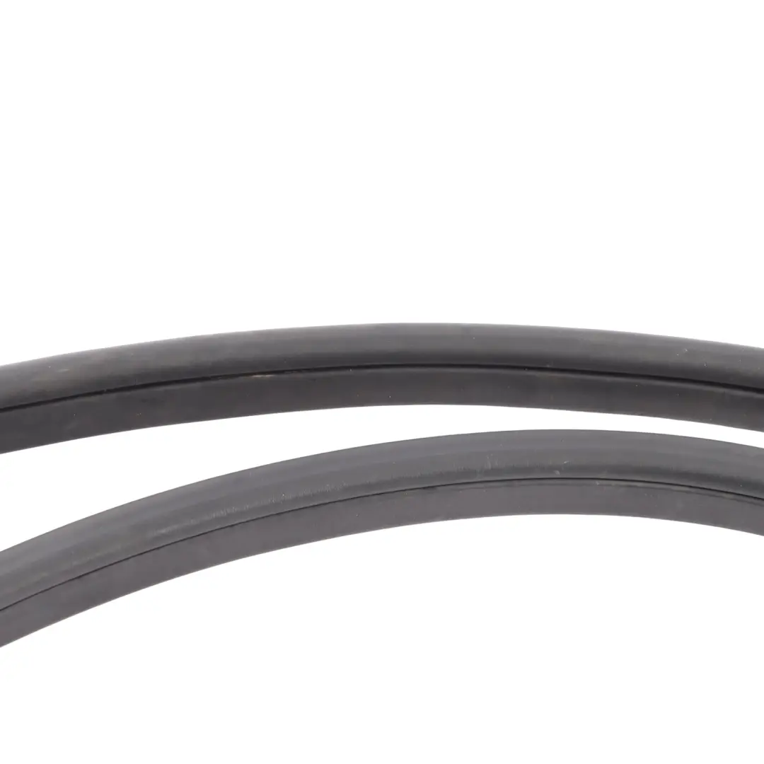 Land Rover Discovery L550 Türdichtung Gummi Vorne Links Rechts - SKU FK72-20708-A - Teilenummer FK72-20708-A