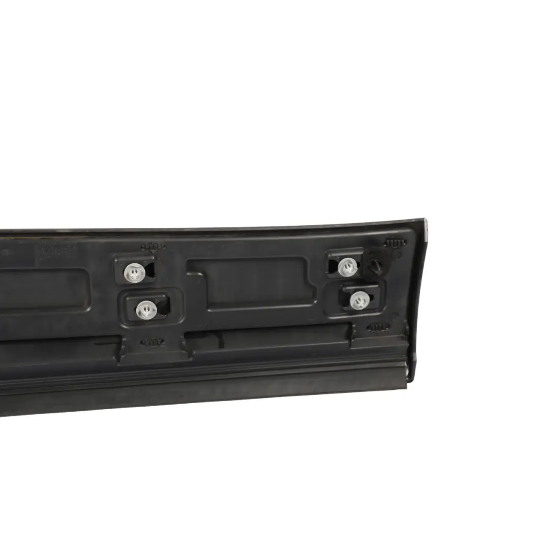 Listwa Drzwi Lewy Tył do Land Rover Discovery L550 o numerze FK72-21065-ADW Land Rover Discovery L550 Listwa Drzwi Lewy Tył - SKU FK72-21065-ADW - Numer Części FK72-21065-ADW