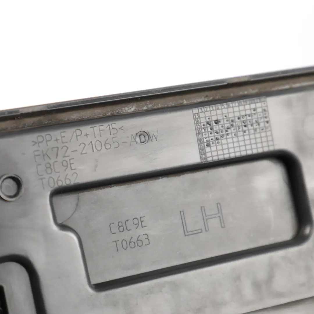 Seitentür Verkleidung Hinten Links für Land Rover Discovery L550 mit Teilenummer FK72-21065-ADW Land Rover Discovery L550 Seitentür Verkleidung Hinten Links - SKU FK72-21065-ADW - Teilenummer FK72-21065-ADW