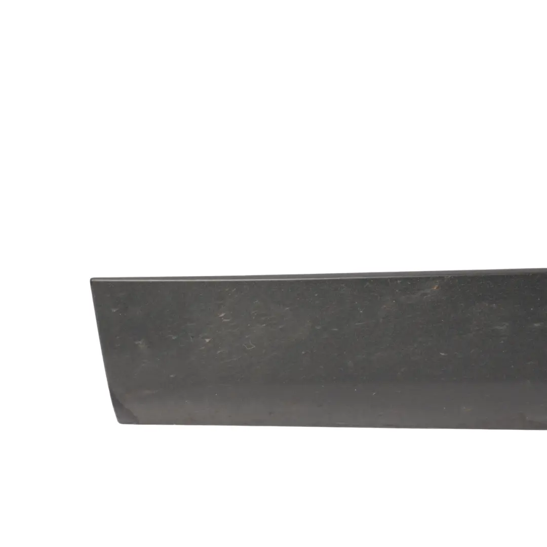 Rivestimento Porta Laterale Posteriore Sinistra per Land Rover L550 con numero di parte FK72-21065-ADW Land Rover L550 Rivestimento Porta Laterale Posteriore Sinistra - SKU FK72-21065-ADW - Numero di parte FK72-21065-ADW