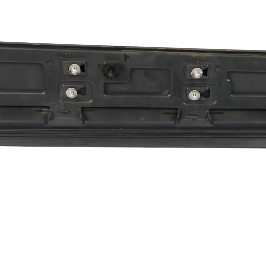 Listwa Drzwi Lewy Tył do Land Rover Discovery L550 o numerze FK72-21065-ADW Land Rover Discovery L550 Listwa Drzwi Lewy Tył - SKU FK72-21065-ADW - Numer Części FK72-21065-ADW