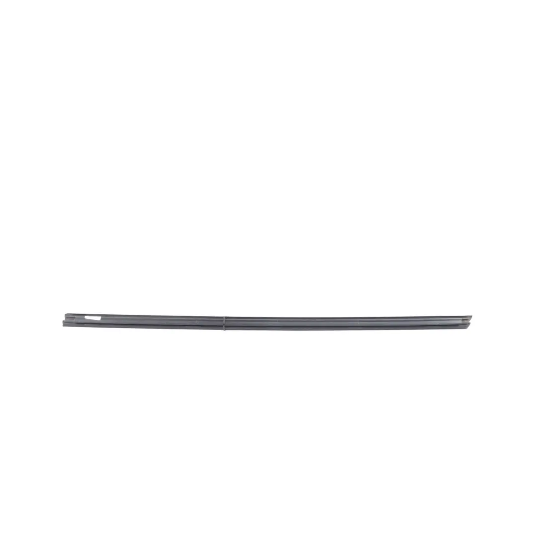 Land Rover Discovery L550 Guarnizione Vetro Porta Anteriore Destra - SKU FK72-21434-A - Numero di parte FK72-21434-A