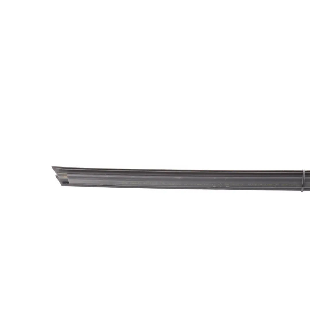 Land Rover Discovery L550 Uszczelka Szyby Drzwi Lewa Przednia - SKU FK72-21435-A - Numer Części FK72-21435-A