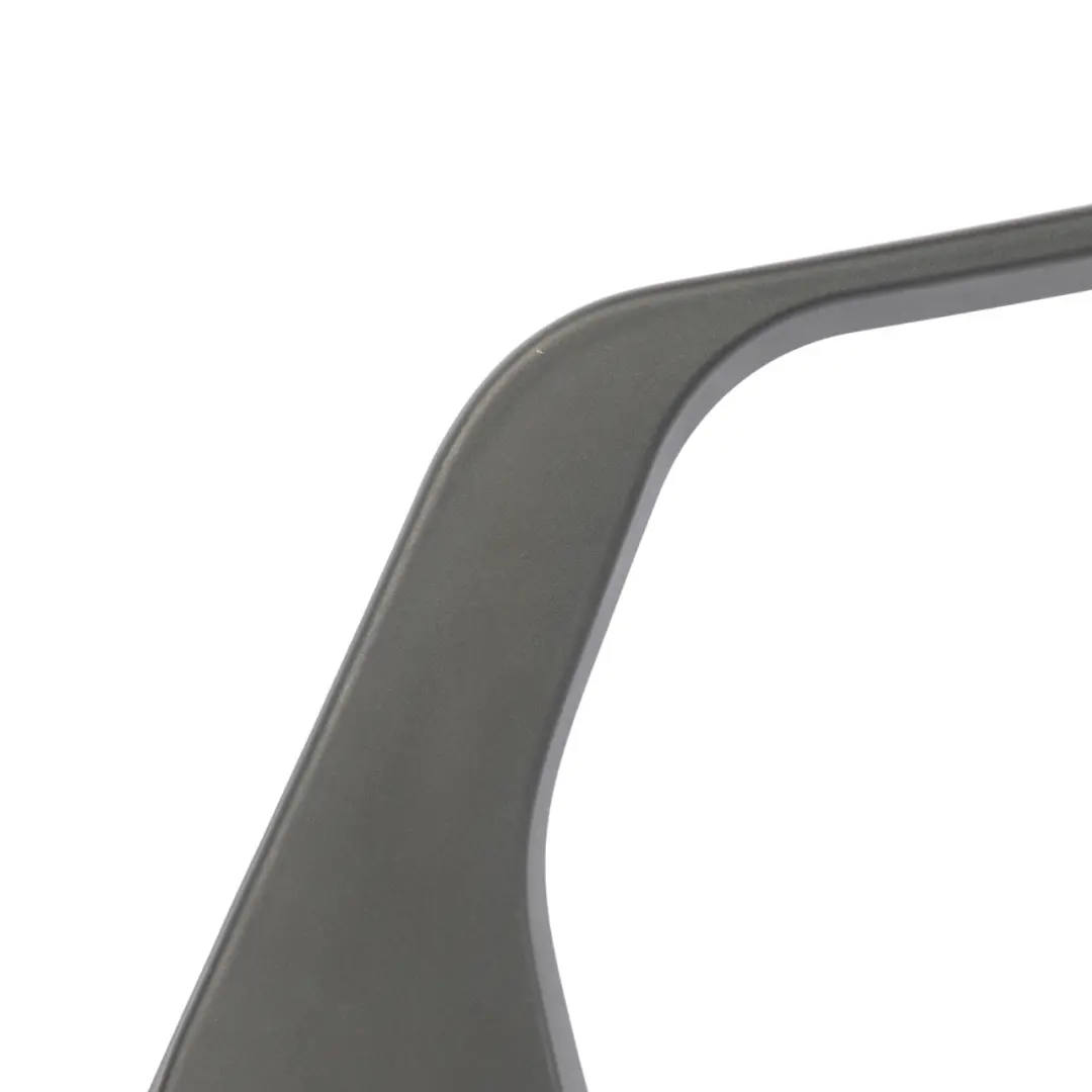 Garniture Vitre Arrière Gauche pour Land Rover Discovery L550 à propos du numéro de pièce FK72-25515-A Land Rover Discovery L550 Garniture Vitre Arrière Gauche - SKU FK72-25515-A - Numéro de pièce FK72-25515-A