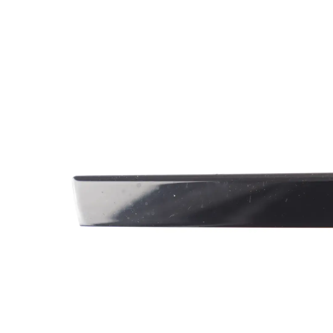 Tapa Puerta Trasera Derecha FK72-255A60 para Land Rover Discovery Sport L550 con número de pieza FK72-255A60-AL Land Rover Discovery Sport L550 Tapa Puerta Trasera Derecha FK72-255A60 - SKU FK72-255A60-AL - Número de pieza FK72-255A60-AL