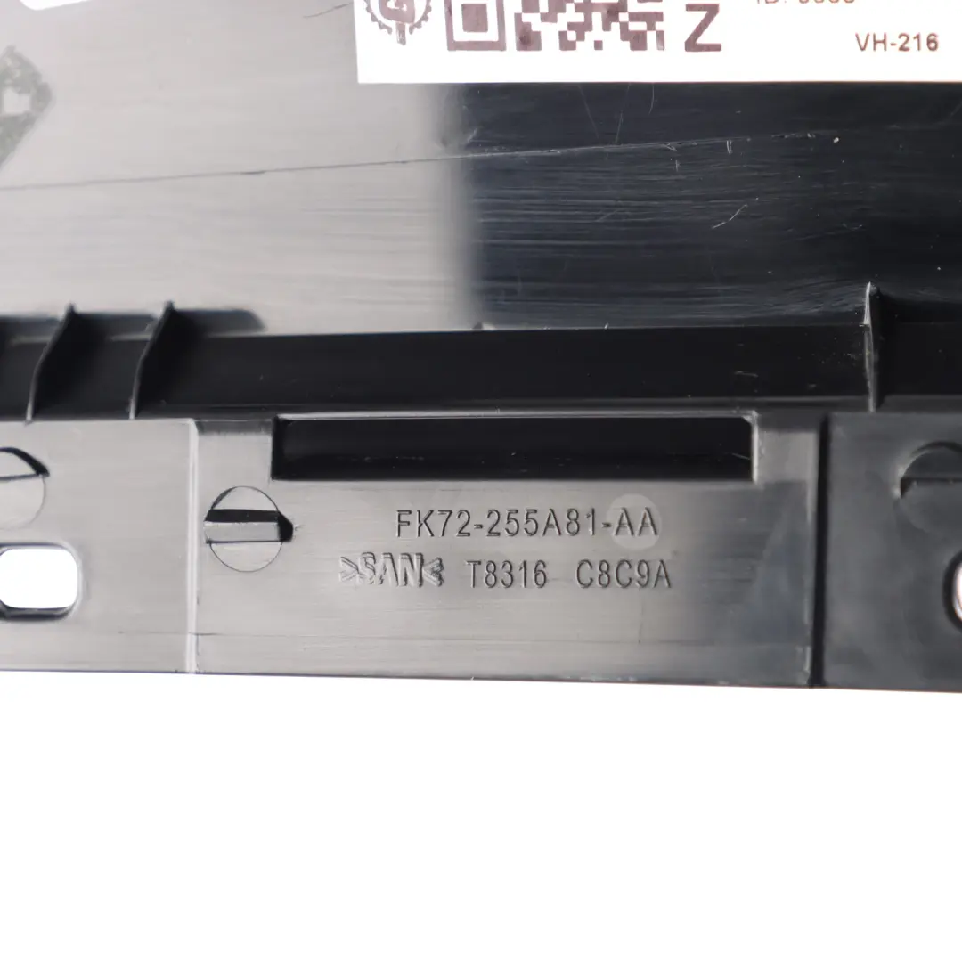 Land Rover Discovery L550 Fenstersäulen Verkleidung Hinten Links FK72255A81AA - SKU FK72-255A81-AA - Teilenummer FK72-255A81-AA