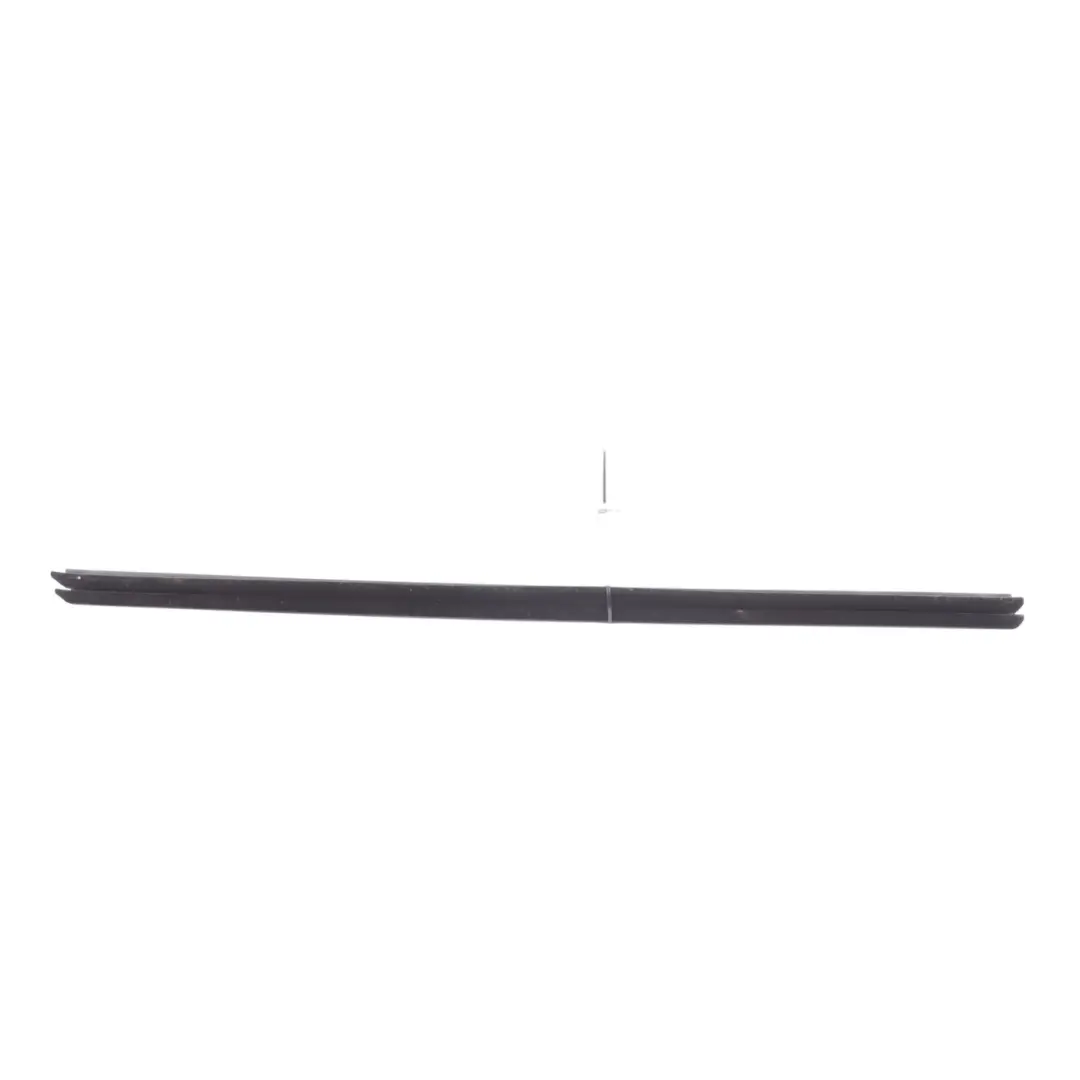 Fensterdichtung Innen Hinten Rechts für Land Rover Discovery L550 mit Teilenummer FK72-25860-A Land Rover Discovery L550 Fensterdichtung Innen Hinten Rechts - SKU FK72-25860-A - Teilenummer FK72-25860-A