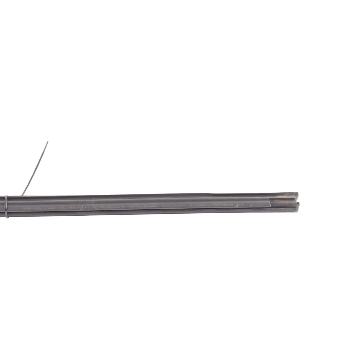 Land Rover Discovery L550 Guarnizione Vetro Posteriore Sinistro FK72-25860-A - SKU FK72-25861-A - Numero di parte FK72-25861-A