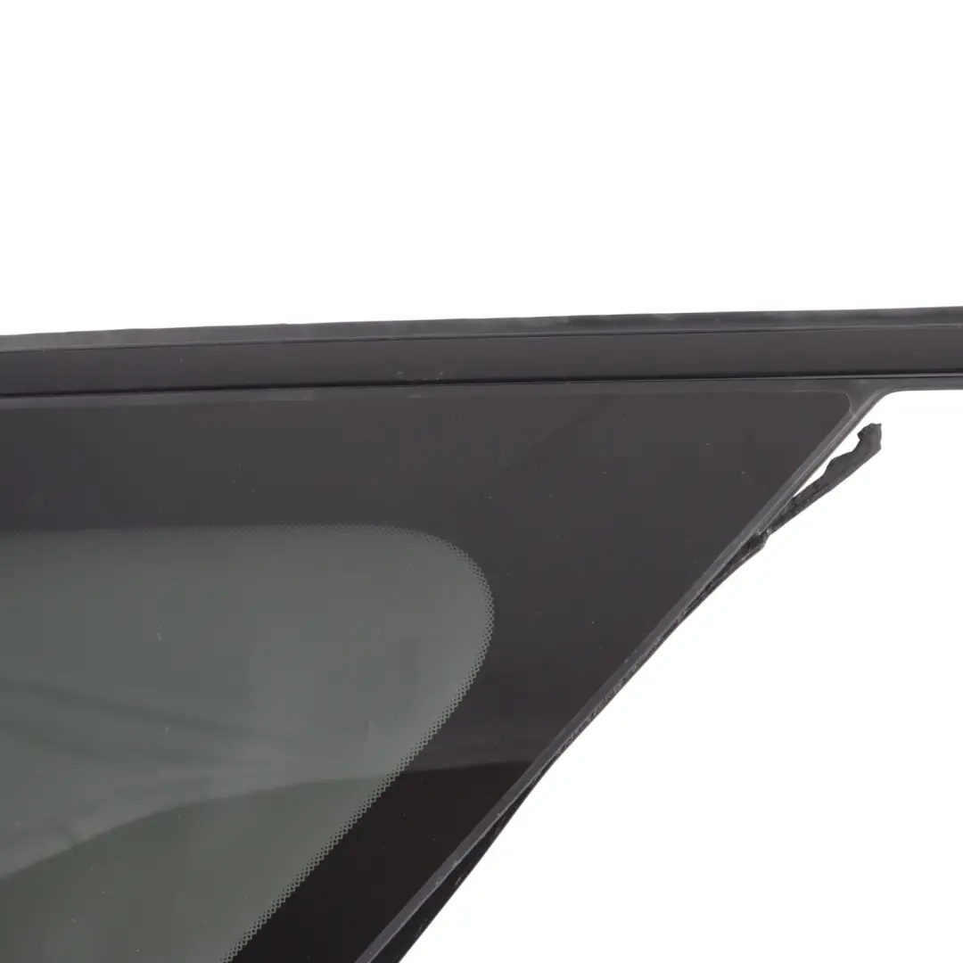 Land Rover Discovery Sport L550 Quarter Window Glass Right O/S - SKU FK72-29600-BH - Part number FK72-29600-BH