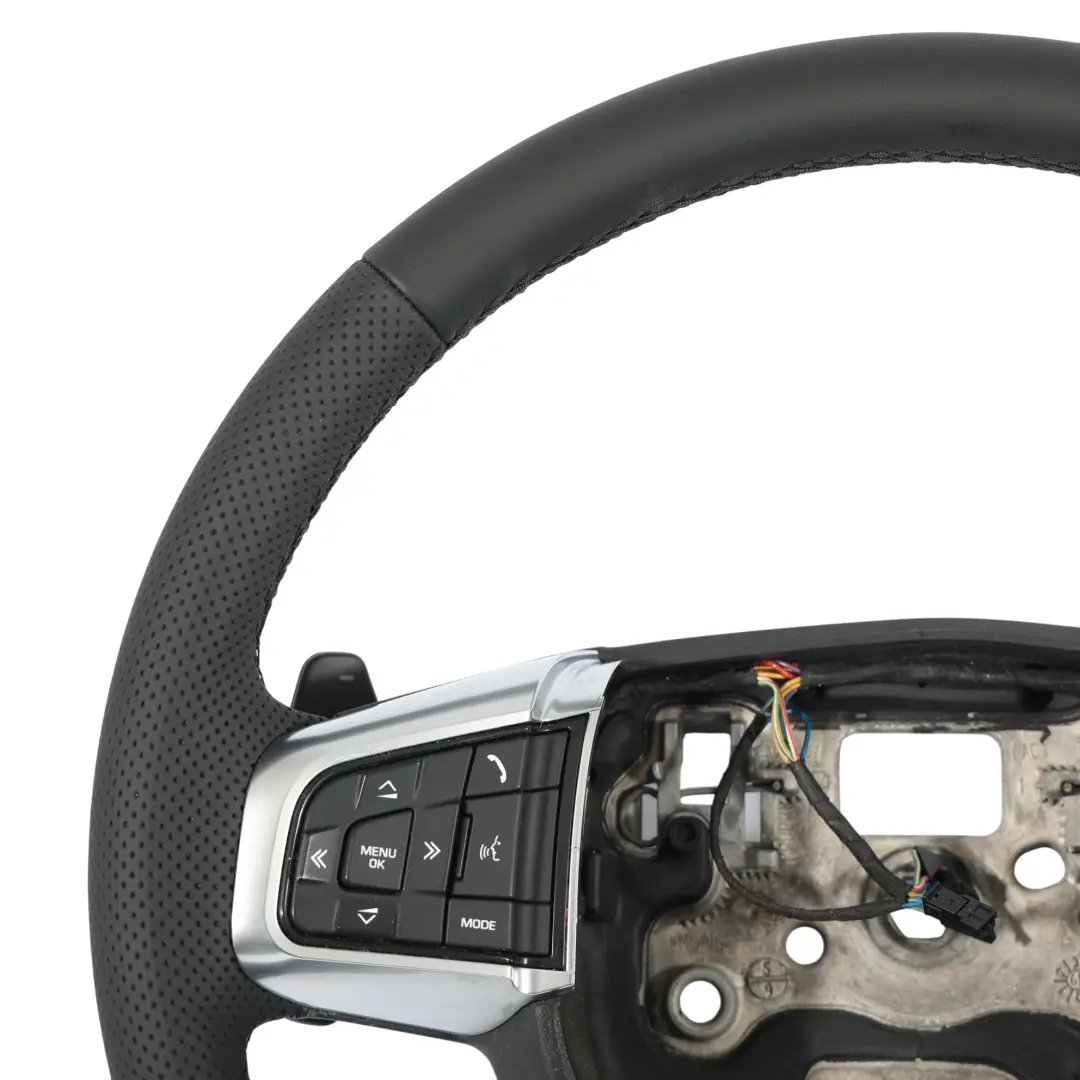 NUOVO In Pelle Nera per Land Rover Discovery Sport L550 Volante con numero di parte FK72-3F563-HF Land Rover Discovery Sport L550 Volante NUOVO In Pelle Nera - SKU FK72-3F563-HF-1 - Numero di parte FK72-3F563-HF