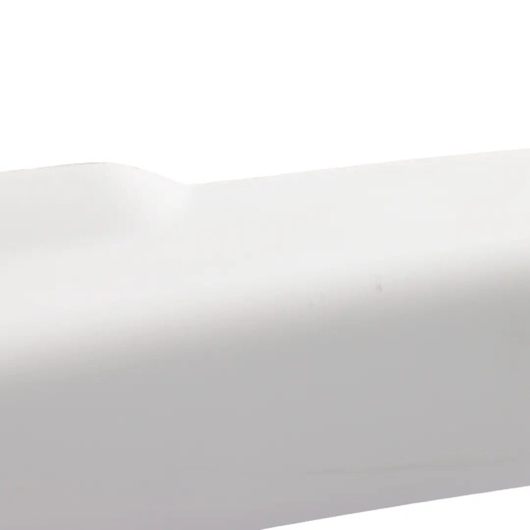 Land Rover Discovery Sport L550 Tailgate Center Trim Cover FK7244252ABW - SKU FK72-44252-ABW - Part number FK72-44252-ABW