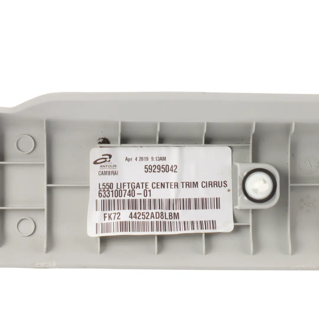 Land Rover Discovery Sport L550 Copertura Portellone Posteriore FK7244252ABW - SKU FK72-44252-ABW - Numero di parte FK72-44252-ABW