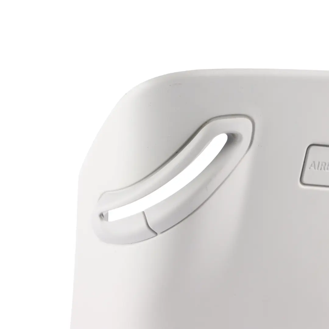 Rivestimento Posteriore Sinistro per Land Rover Discovery Sport L550 con numero di parte FK72-51749-BW Land Rover Discovery Sport L550 Rivestimento Posteriore Sinistro - SKU FK72-51749-BW - Numero di parte FK72-51749-BW