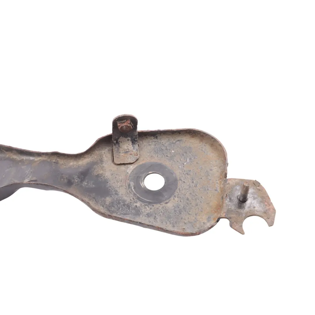 Axle Cradle Bracket Mount Holder to Land Rover Discovery L550 Rear with Part number FK72-5A364-BC Land Rover Discovery L550 Rear Axle Cradle Bracket Mount Holder - SKU FK72-5A364-BC - Part number FK72-5A364-BC