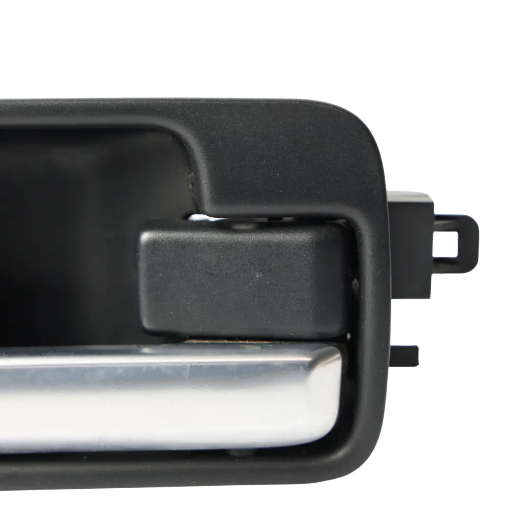 Poignée De Porte Intérieure Avant Droite pour Land Rover Discovery 3 L319 à propos du numéro de pièce FVC500146 Land Rover Discovery 3 L319 Poignée De Porte Intérieure Avant Droite - SKU FVC500146 - Numéro de pièce FVC500146