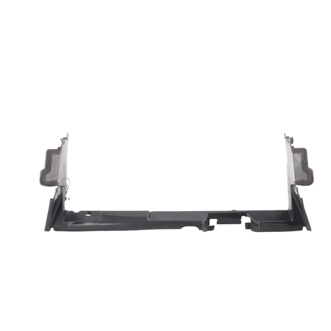 Land Rover Discovery L550 Panneau Guidage Conduit D'Air Supérieur - SKU GK72-8327-AB - Numéro de pièce GK72-8327-AB