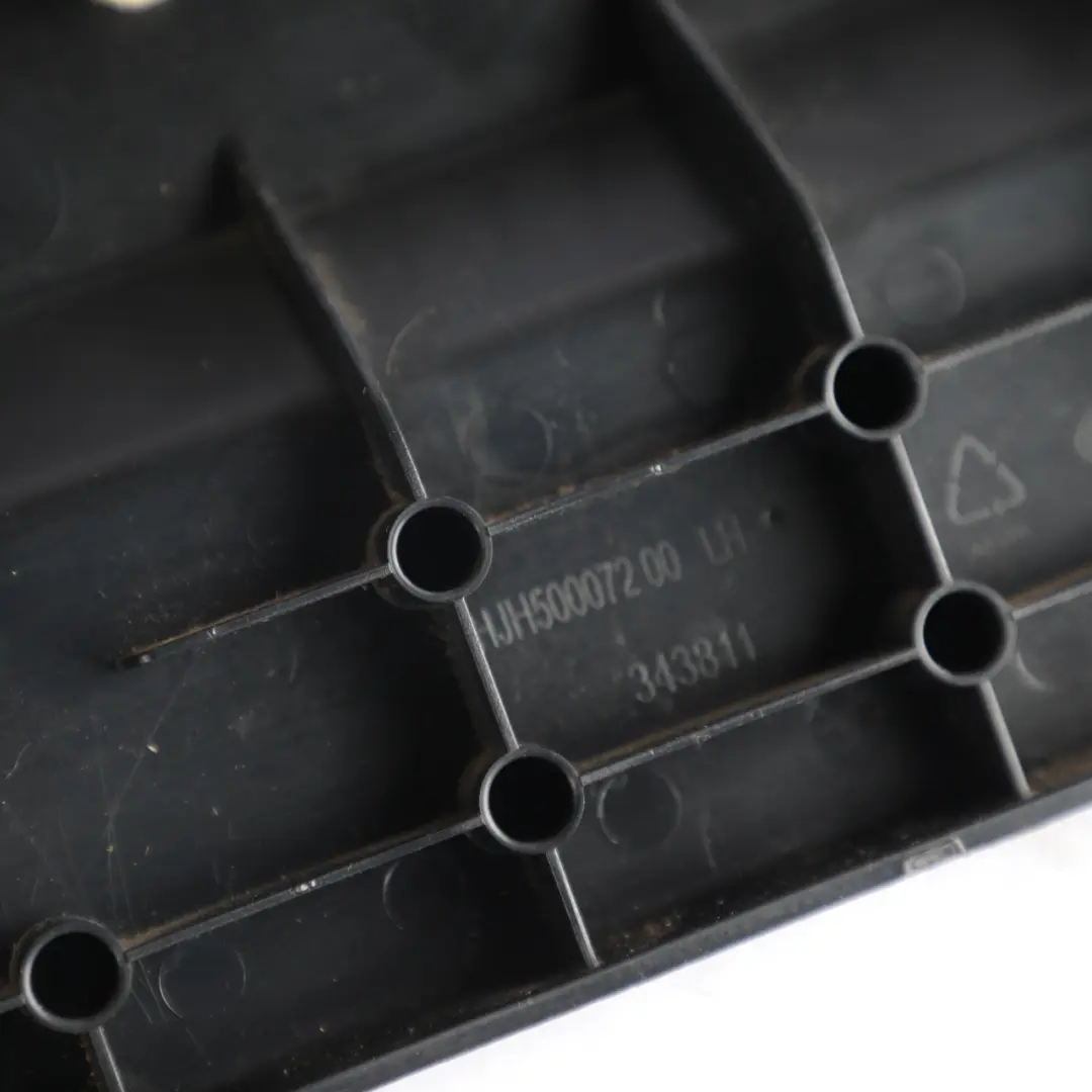 Front Seat Adjustment Cover Left N/S to Land Rover Discovery 3 L319 with Part number HJH500072 Land Rover Discovery 3 L319 Front Seat Adjustment Cover Left N/S - SKU HJH500072 - Part number HJH500072