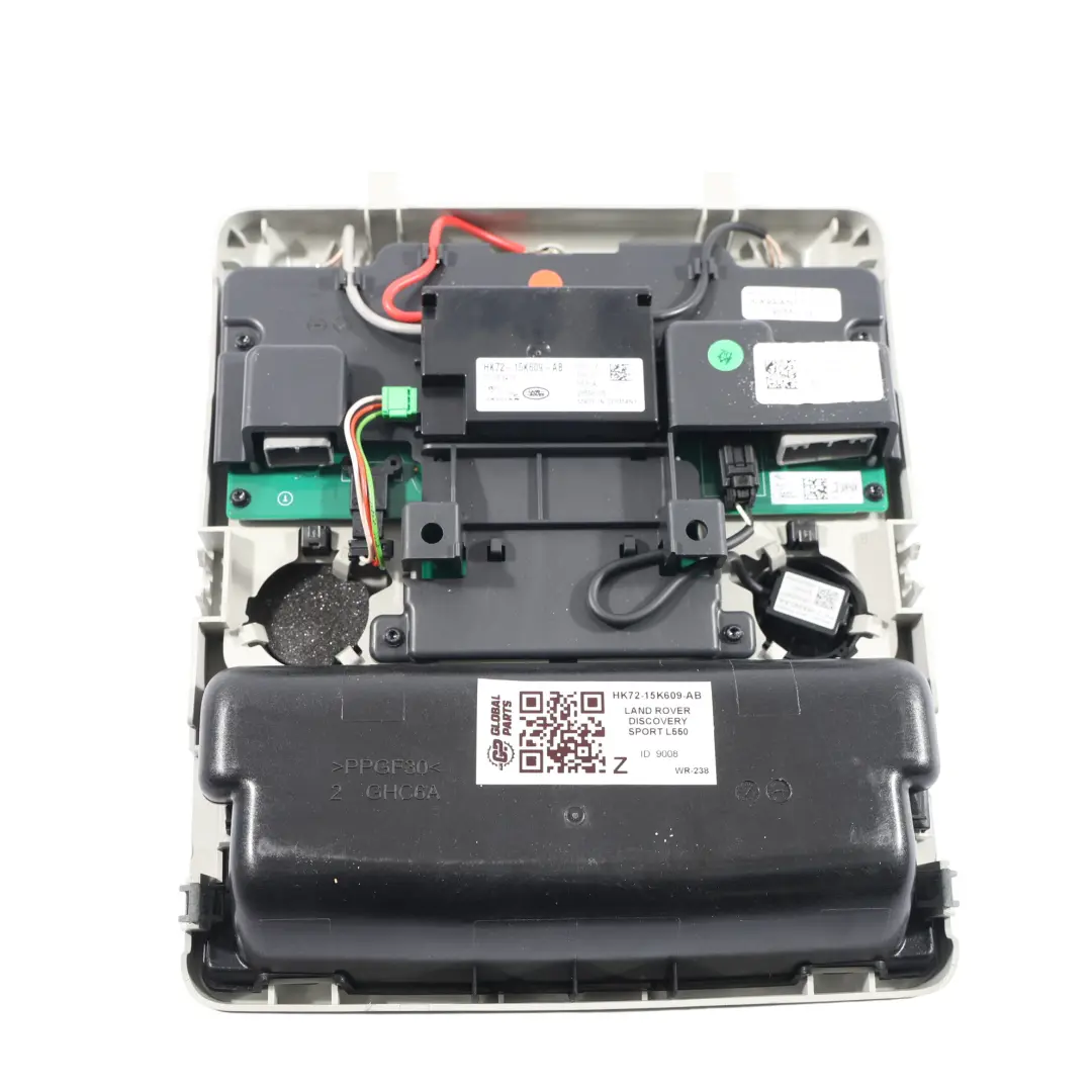 Lampka Kabiny Podsufitki do Land Rover Discovery Sport L550 o numerze HK72-15K609-AB Land Rover Discovery Sport L550 Lampka Kabiny Podsufitki - SKU HK72-15K609-AB - Numer Części HK72-15K609-AB