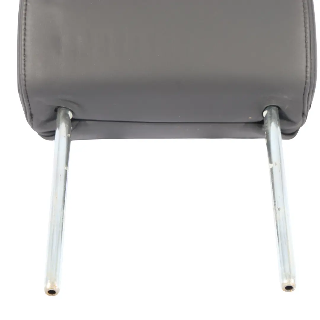 Poggiatesta Pelle Nera Posteriore Sinistro Destro per Land Rover Discovery 3 L319 con numero di parte HLH501260HPP Land Rover Discovery 3 L319 Poggiatesta Pelle Nera Posteriore Sinistro Destro - SKU HLH501260HPP - Numero di parte HLH501260HPP