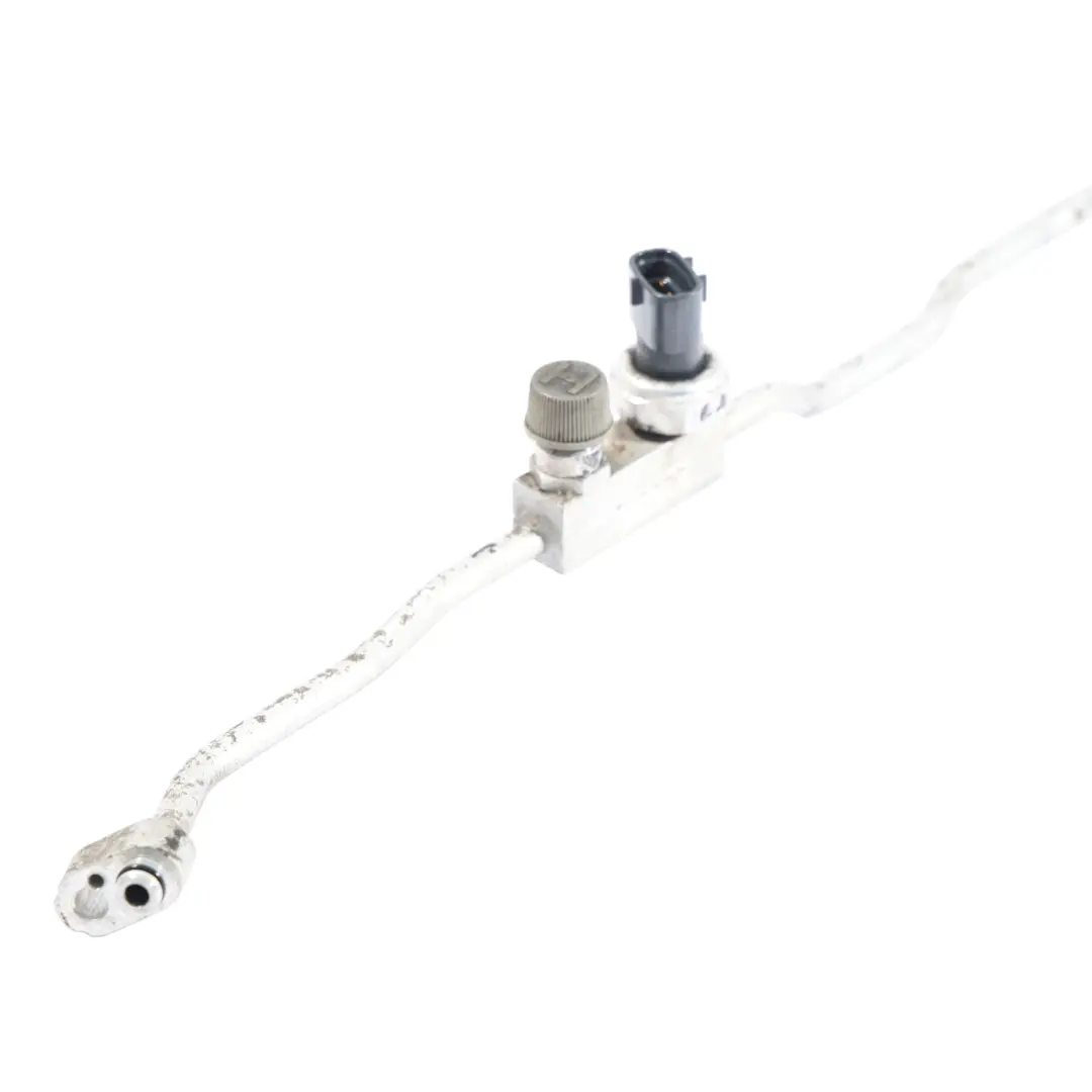 Conditioning A/C Hose Pipe Line 2.7 Lion Diesel to Land Rover L319 Air with Part number JUE501230 Land Rover L319 Air Conditioning A/C Hose Pipe Line 2.7 Lion Diesel - SKU JUE501230 - Part number JUE501230