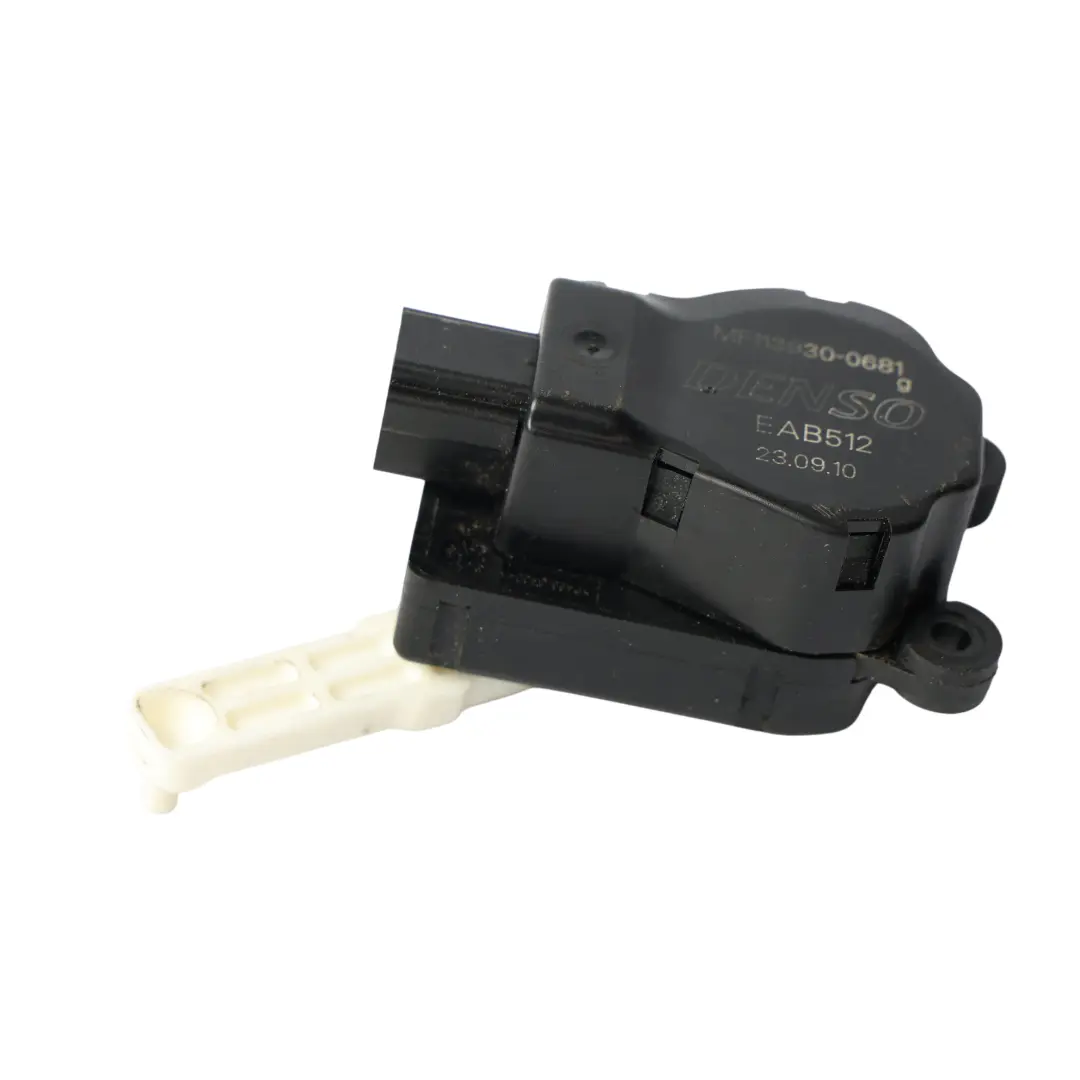 Land Rover Discovery 4 L319 Heizung Klappe Motor Aktuator Rechts - SKU JWO500040 - Teilenummer JWO500040