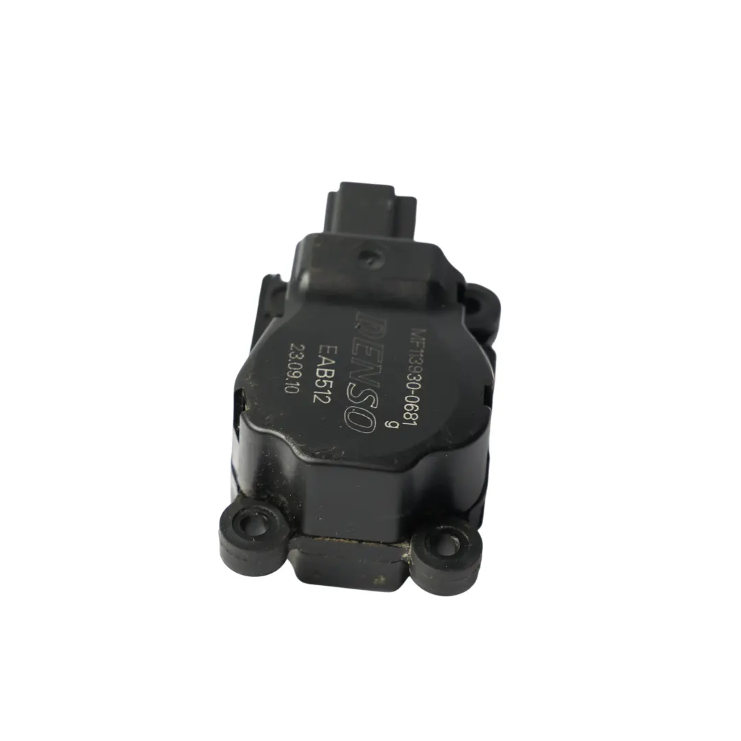 Land Rover Discovery 4 L319 Motor De La Aleta Del Calentador Derecho - SKU JWO500040 - Número de pieza JWO500040