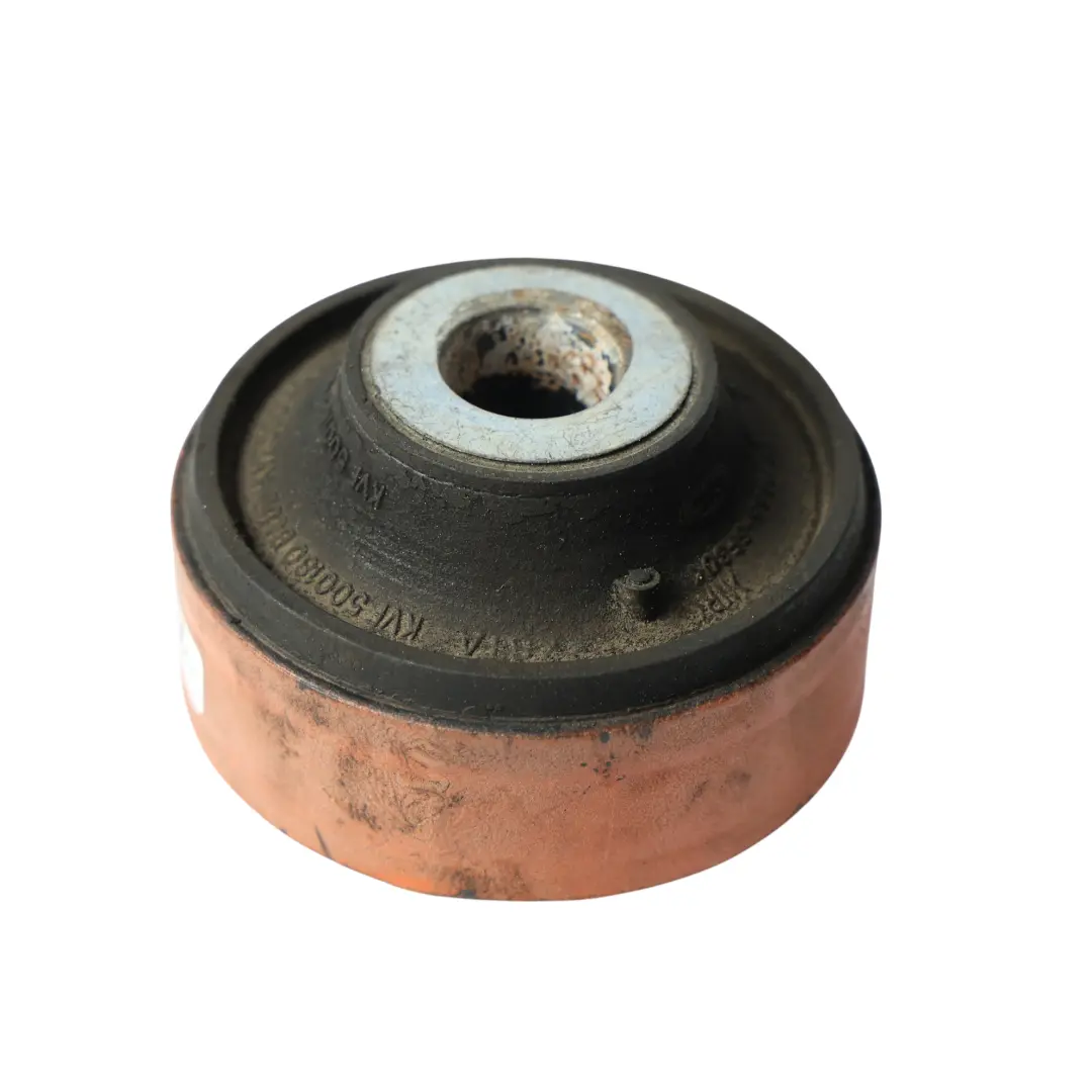 Telaio Supporto Corpo Isolamento Staffa per Land Rover Discovery 3 L319 con numero di parte KVF500161 Land Rover Discovery 3 L319 Telaio Supporto Corpo Isolamento Staffa - SKU KVF-500161 - Numero di parte KVF500161