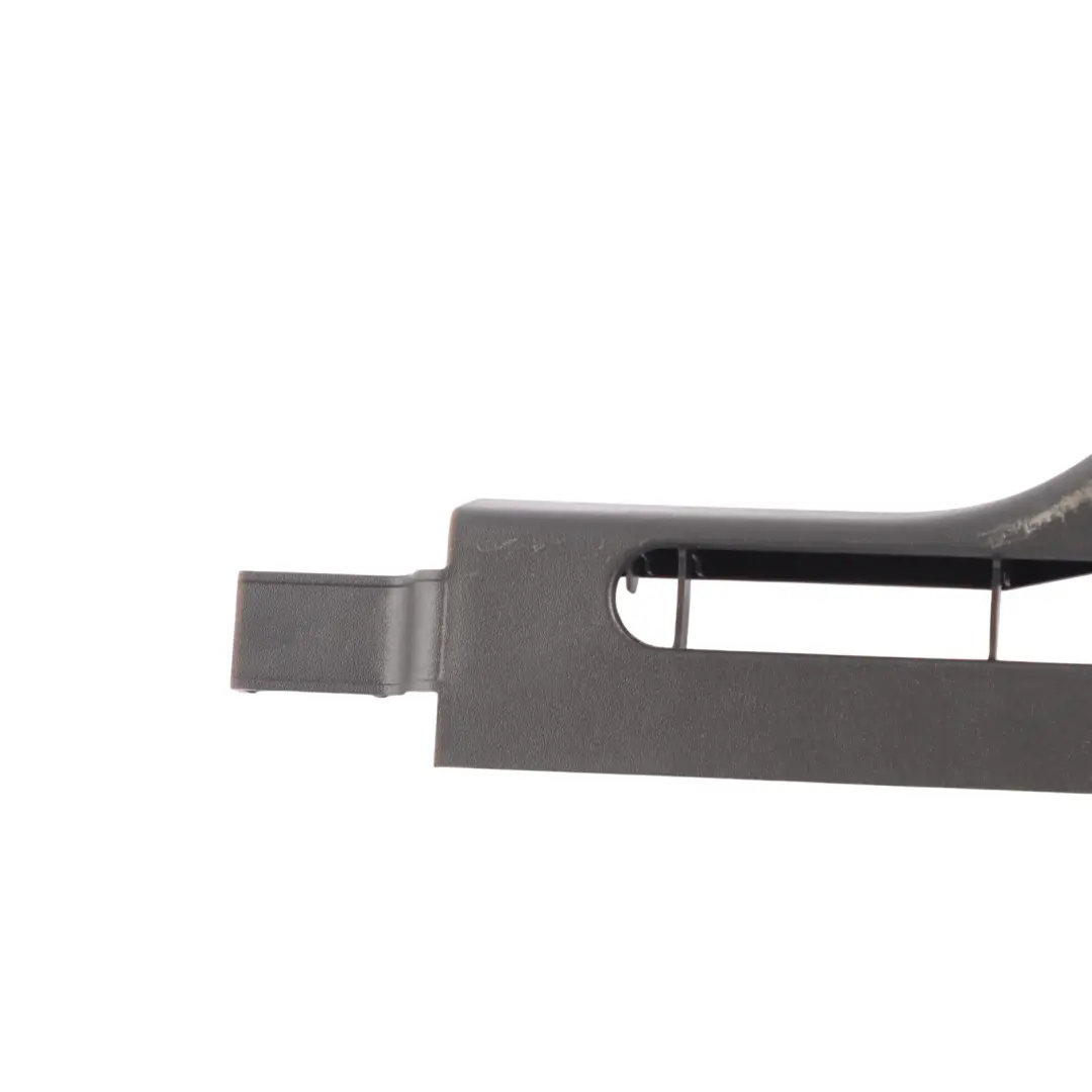 Inner Seat Trim Panel Covering Rear Right O/S to Range Rover L405 with Part number L0275918 Range Rover L405 Inner Seat Trim Panel Covering Rear Right O/S - SKU L0275918 - Part number L0275918