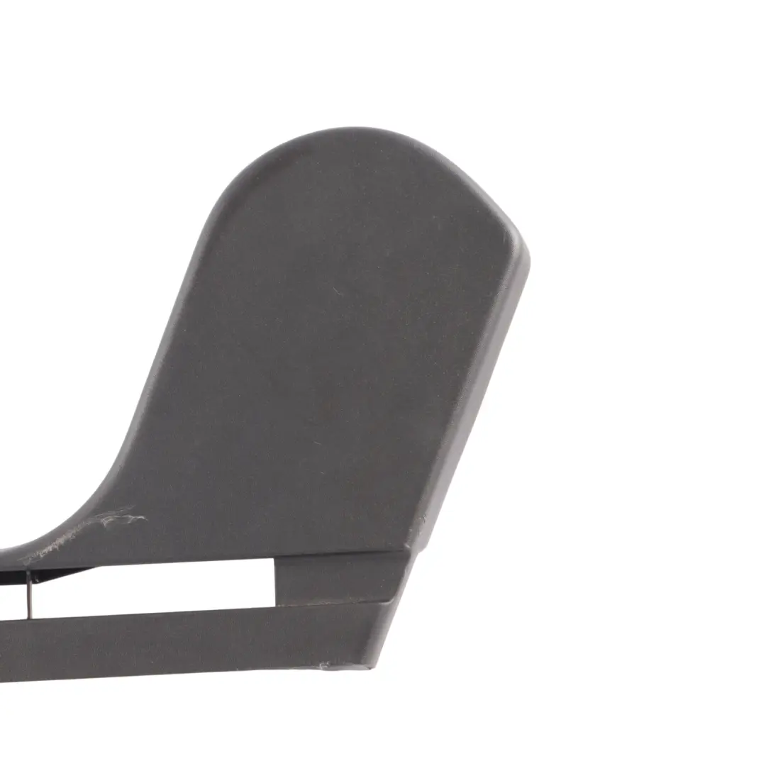 Inner Seat Trim Panel Covering Rear Right O/S to Range Rover L405 with Part number L0275918 Range Rover L405 Inner Seat Trim Panel Covering Rear Right O/S - SKU L0275918 - Part number L0275918