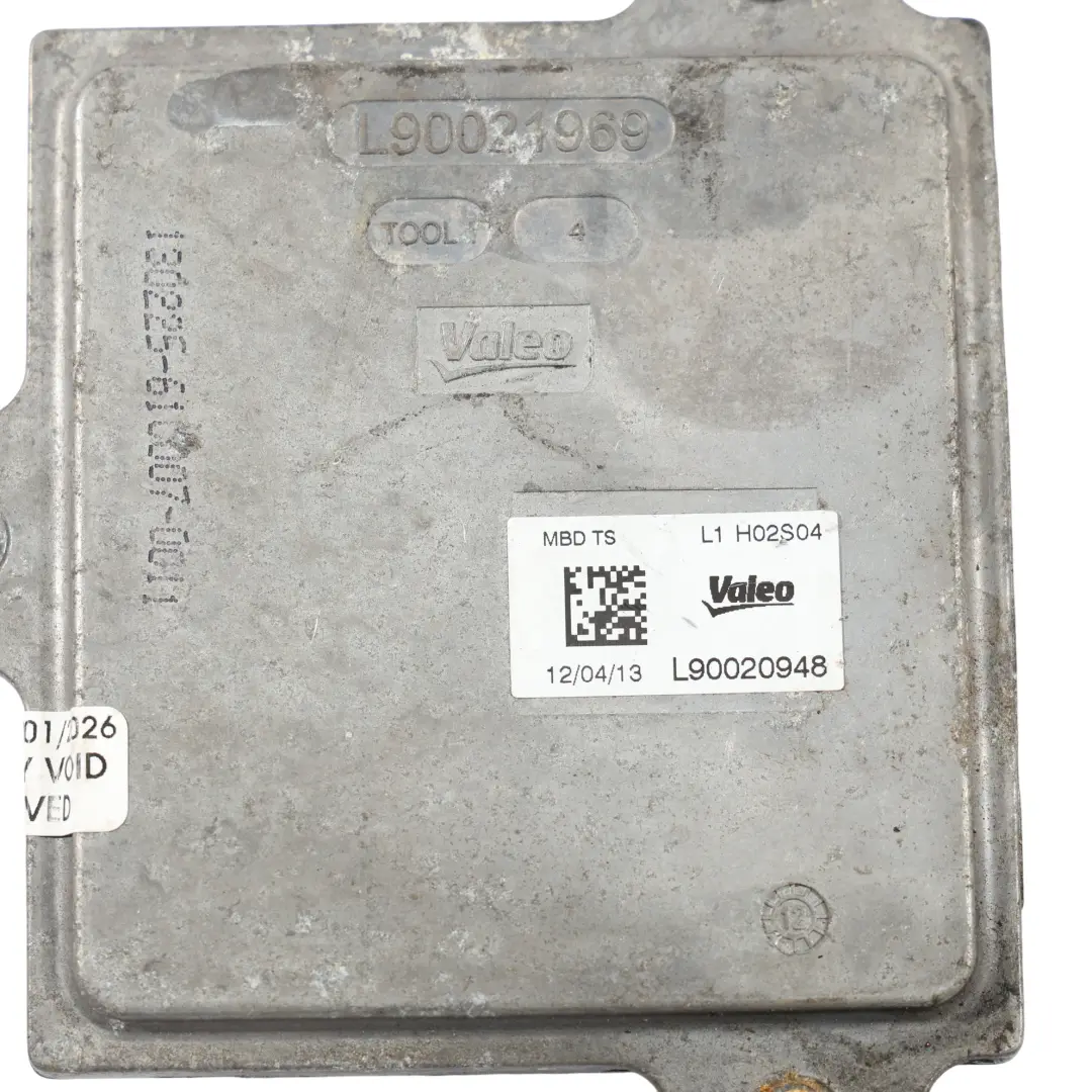 Unidad Control Balasto Luz Delantera para RANGE ROVER L405 con número de pieza L90020948 RANGE ROVER L405 Unidad Control Balasto Luz Delantera - SKU L90020948 - Número de pieza L90020948